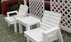 Meja Teras Minimalis