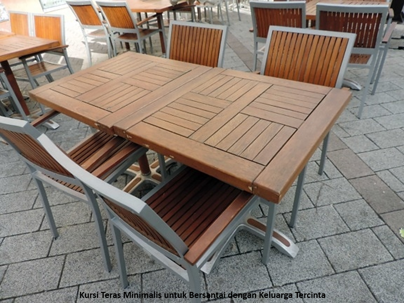 Kursi Teras Minimalis untuk Bersantai dengan Keluarga Tercinta