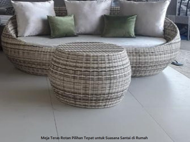 Meja Teras Rotan 